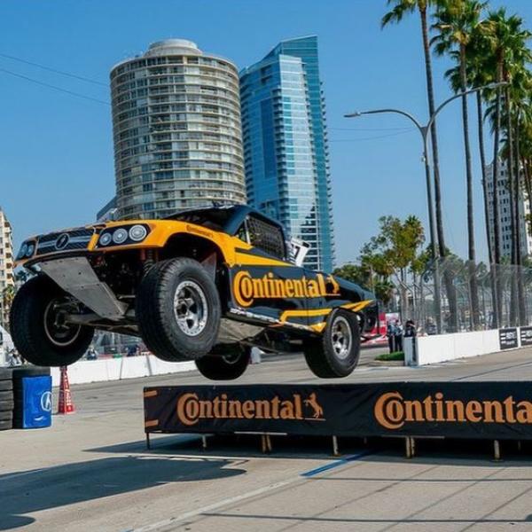 stadium super trucks